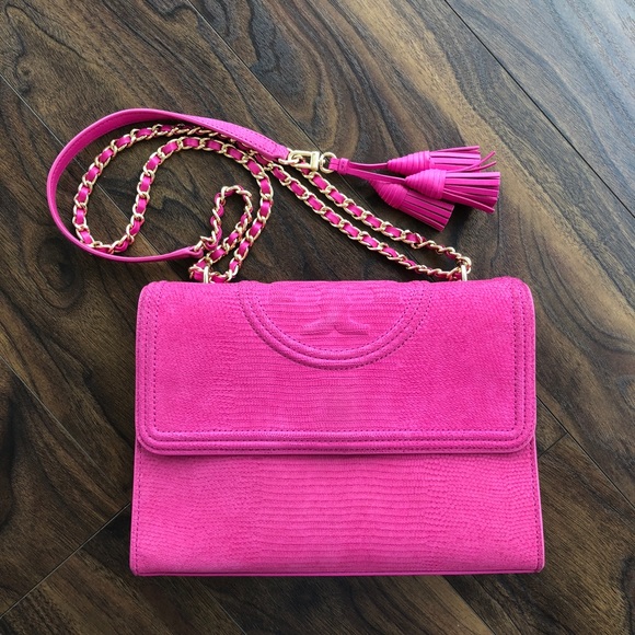 Tory Burch Handbags - Tory Burch Fleming Convertible Shoulder Bag-large